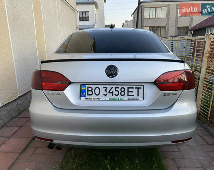 Сірий Фольксваген Джетта, об'ємом двигуна 2.5 л та пробігом 297 тис. км за 8600 $, фото 3 на Automoto.ua