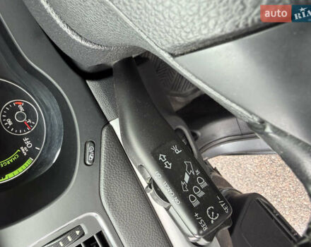 Серый Фольксваген Джетта, объемом двигателя 1.4 л и пробегом 225 тыс. км за 9200 $, фото 18 на Automoto.ua