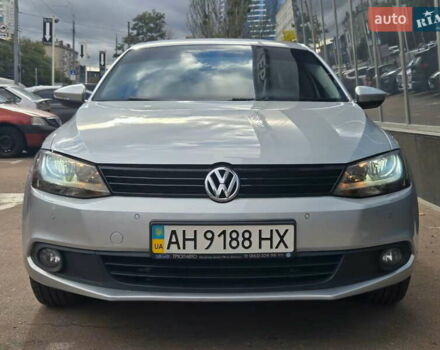 Серый Фольксваген Джетта, объемом двигателя 1.4 л и пробегом 154 тыс. км за 7600 $, фото 1 на Automoto.ua