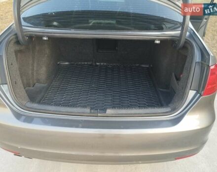 Сірий Фольксваген Джетта, об'ємом двигуна 2.48 л та пробігом 279 тис. км за 7500 $, фото 3 на Automoto.ua