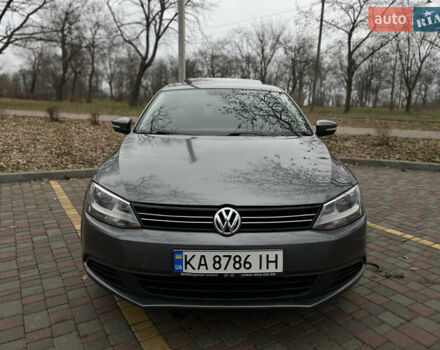 Серый Фольксваген Джетта, объемом двигателя 2.48 л и пробегом 226 тыс. км за 8700 $, фото 1 на Automoto.ua