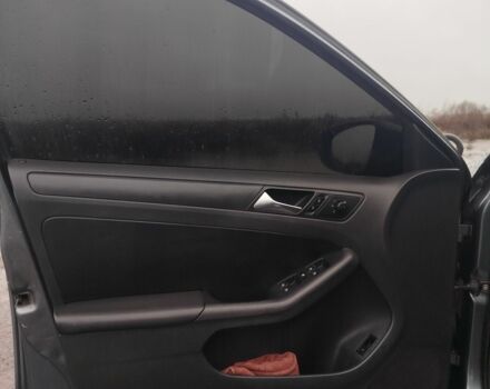 Серый Фольксваген Джетта, объемом двигателя 2.5 л и пробегом 290 тыс. км за 7600 $, фото 15 на Automoto.ua