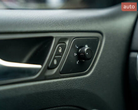 Серый Фольксваген Джетта, объемом двигателя 1.39 л и пробегом 122 тыс. км за 9900 $, фото 15 на Automoto.ua