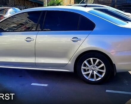 Серый Фольксваген Джетта, объемом двигателя 2.5 л и пробегом 210 тыс. км за 7700 $, фото 1 на Automoto.ua