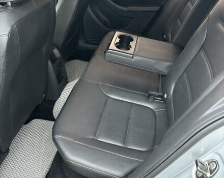 Фольксваген Джетта 2012 в Киеве на Automoto.ua Серый Фольксваген Джетта, объемом двигателя 2.48 л и пробегом 171 тыс. км за 7500 $, фото 7 на Automoto.ua