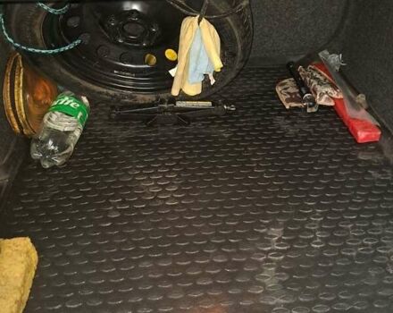 Сірий Фольксваген Джетта, об'ємом двигуна 2.48 л та пробігом 144 тис. км за 8500 $, фото 15 на Automoto.ua