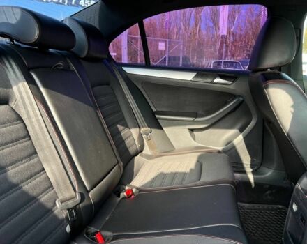 Сірий Фольксваген Джетта, об'ємом двигуна 2 л та пробігом 175 тис. км за 9999 $, фото 18 на Automoto.ua