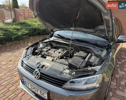 Фольксваген Джетта 2012 в Одессе на Automoto.ua Серый Фольксваген Джетта, объемом двигателя 1.4 л и пробегом 189 тыс. км за 8800 $, фото 46 на Automoto.ua