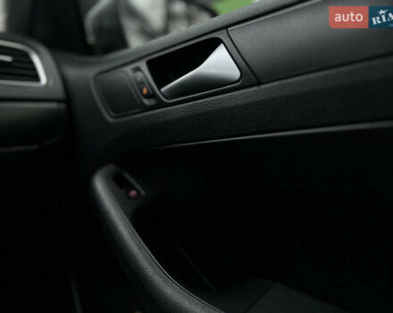 Серый Фольксваген Джетта, объемом двигателя 2.48 л и пробегом 226 тыс. км за 8700 $, фото 14 на Automoto.ua