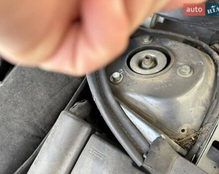 Серый Фольксваген Джетта, объемом двигателя 1.97 л и пробегом 145 тыс. км за 12000 $, фото 21 на Automoto.ua