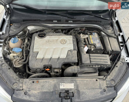 Серый Фольксваген Джетта, объемом двигателя 1.98 л и пробегом 295 тыс. км за 8000 $, фото 18 на Automoto.ua