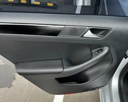 Серый Фольксваген Джетта, объемом двигателя 1.98 л и пробегом 260 тыс. км за 8200 $, фото 26 на Automoto.ua