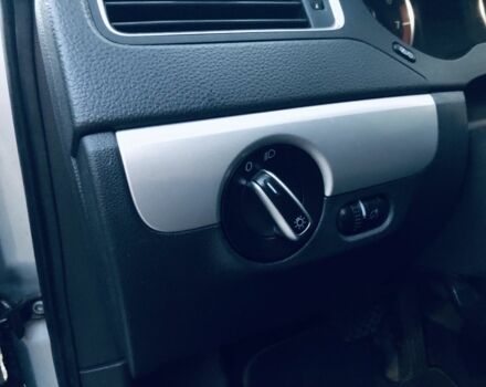 Сірий Фольксваген Джетта, об'ємом двигуна 2.5 л та пробігом 220 тис. км за 8450 $, фото 9 на Automoto.ua