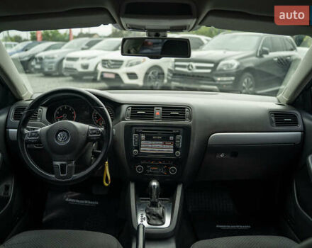 Серый Фольксваген Джетта, объемом двигателя 1.39 л и пробегом 122 тыс. км за 9900 $, фото 19 на Automoto.ua