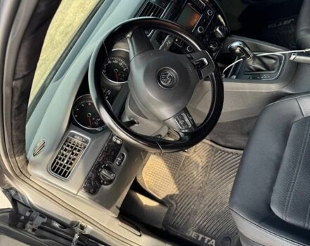 Сірий Фольксваген Джетта, об'ємом двигуна 2.5 л та пробігом 194 тис. км за 10200 $, фото 4 на Automoto.ua