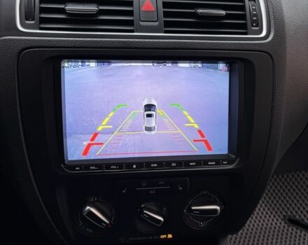 Фольксваген Джетта 2012 в Киеве на Automoto.ua Серый Фольксваген Джетта, объемом двигателя 2.5 л и пробегом 171 тыс. км за 7500 $, фото 4 на Automoto.ua