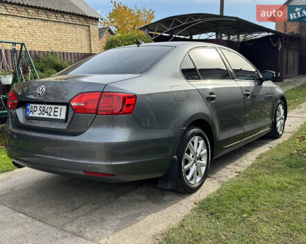 Серый Фольксваген Джетта, объемом двигателя 2.5 л и пробегом 215 тыс. км за 8500 $, фото 1 на Automoto.ua