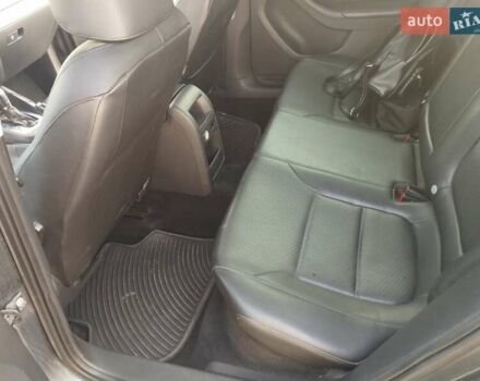 Сірий Фольксваген Джетта, об'ємом двигуна 2.48 л та пробігом 279 тис. км за 7500 $, фото 13 на Automoto.ua