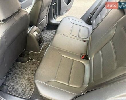 Серый Фольксваген Джетта, объемом двигателя 1.97 л и пробегом 145 тыс. км за 12000 $, фото 13 на Automoto.ua