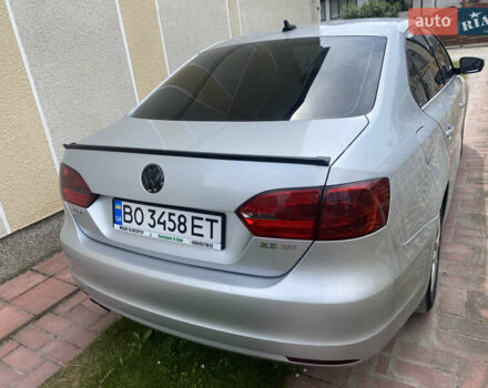 Сірий Фольксваген Джетта, об'ємом двигуна 2.5 л та пробігом 297 тис. км за 8600 $, фото 4 на Automoto.ua