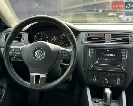 Серый Фольксваген Джетта, объемом двигателя 2.5 л и пробегом 215 тыс. км за 8500 $, фото 8 на Automoto.ua