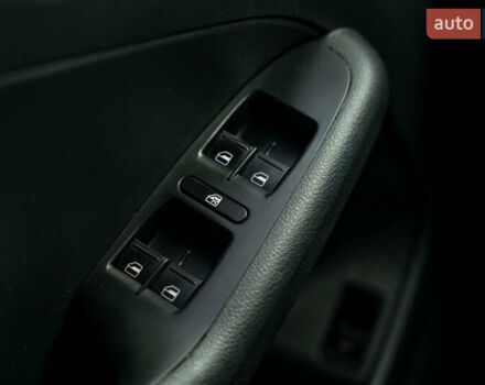 Серый Фольксваген Джетта, объемом двигателя 1.39 л и пробегом 122 тыс. км за 9900 $, фото 16 на Automoto.ua