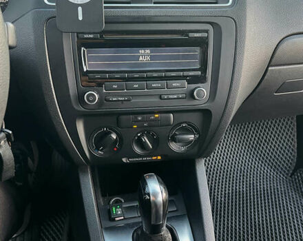 Серый Фольксваген Джетта, объемом двигателя 1.98 л и пробегом 317 тыс. км за 7400 $, фото 19 на Automoto.ua