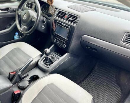 Серый Фольксваген Джетта, объемом двигателя 1.4 л и пробегом 290 тыс. км за 8990 $, фото 19 на Automoto.ua