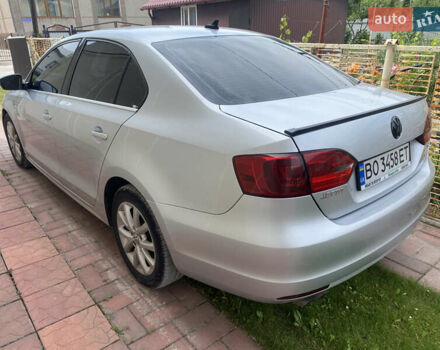 Сірий Фольксваген Джетта, об'ємом двигуна 2.5 л та пробігом 297 тис. км за 8600 $, фото 5 на Automoto.ua