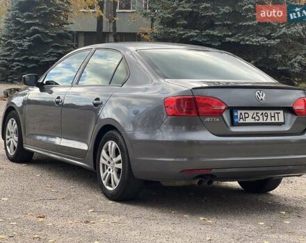 Сірий Фольксваген Джетта, об'ємом двигуна 2 л та пробігом 142 тис. км за 8000 $, фото 6 на Automoto.ua