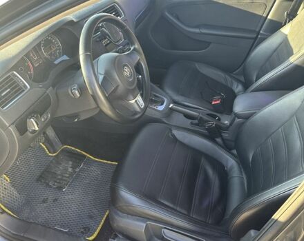 Сірий Фольксваген Джетта, об'ємом двигуна 2 л та пробігом 187 тис. км за 9999 $, фото 7 на Automoto.ua