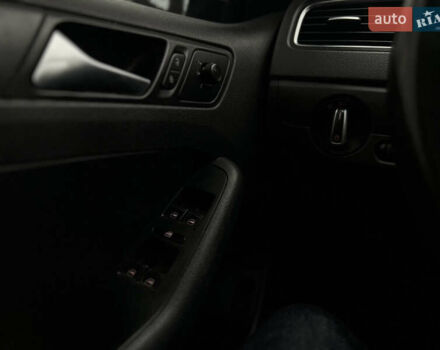 Серый Фольксваген Джетта, объемом двигателя 2.48 л и пробегом 226 тыс. км за 8700 $, фото 13 на Automoto.ua