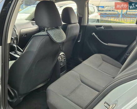 Серый Фольксваген Джетта, объемом двигателя 1.4 л и пробегом 154 тыс. км за 7600 $, фото 13 на Automoto.ua