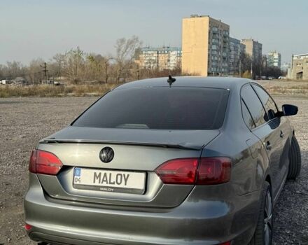 Сірий Фольксваген Джетта, об'ємом двигуна 2.5 л та пробігом 194 тис. км за 10200 $, фото 1 на Automoto.ua