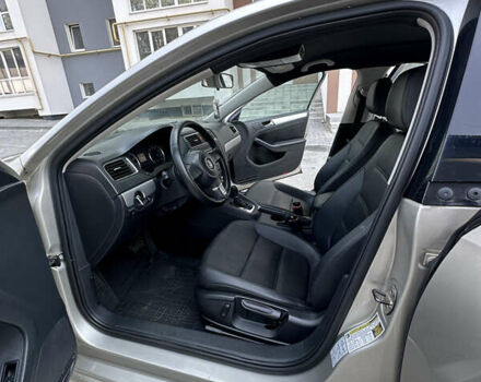 Сірий Фольксваген Джетта, об'ємом двигуна 2.5 л та пробігом 208 тис. км за 9300 $, фото 39 на Automoto.ua