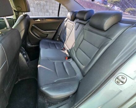 Серый Фольксваген Джетта, объемом двигателя 1.6 л и пробегом 189 тыс. км за 2100 $, фото 5 на Automoto.ua