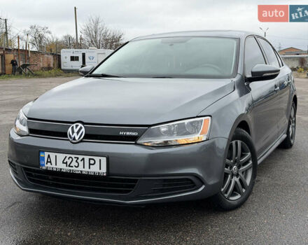 Серый Фольксваген Джетта, объемом двигателя 1.4 л и пробегом 225 тыс. км за 9200 $, фото 2 на Automoto.ua