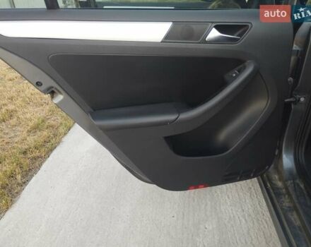 Сірий Фольксваген Джетта, об'ємом двигуна 2.48 л та пробігом 279 тис. км за 7500 $, фото 10 на Automoto.ua