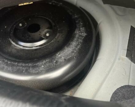 Сірий Фольксваген Джетта, об'ємом двигуна 2 л та пробігом 142 тис. км за 8000 $, фото 20 на Automoto.ua