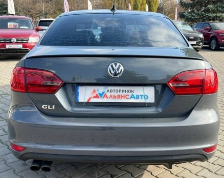 Сірий Фольксваген Джетта, об'ємом двигуна 2 л та пробігом 175 тис. км за 9999 $, фото 5 на Automoto.ua