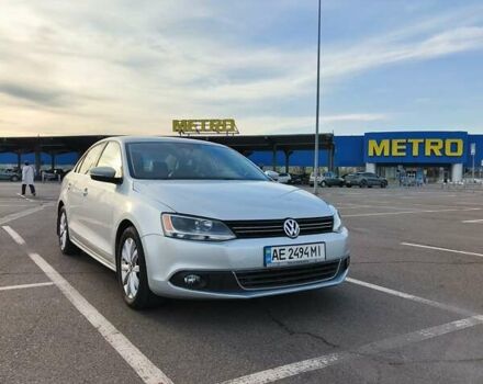 Сірий Фольксваген Джетта, об'ємом двигуна 2.5 л та пробігом 111 тис. км за 9500 $, фото 1 на Automoto.ua