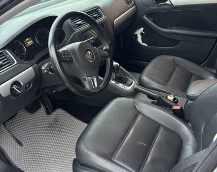 Фольксваген Джетта 2012 в Киеве на Automoto.ua Серый Фольксваген Джетта, объемом двигателя 2.5 л и пробегом 171 тыс. км за 7500 $, фото 8 на Automoto.ua