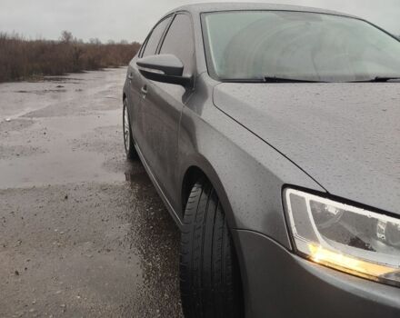 Серый Фольксваген Джетта, объемом двигателя 2.5 л и пробегом 290 тыс. км за 7600 $, фото 1 на Automoto.ua