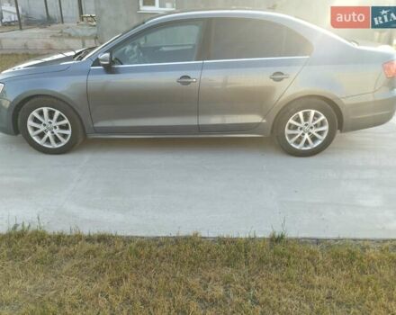 Сірий Фольксваген Джетта, об'ємом двигуна 2.48 л та пробігом 279 тис. км за 7500 $, фото 2 на Automoto.ua