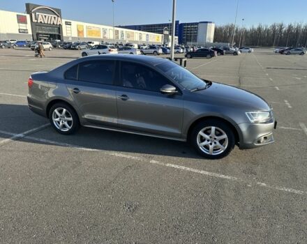 Сірий Фольксваген Джетта, об'ємом двигуна 2 л та пробігом 187 тис. км за 9999 $, фото 2 на Automoto.ua