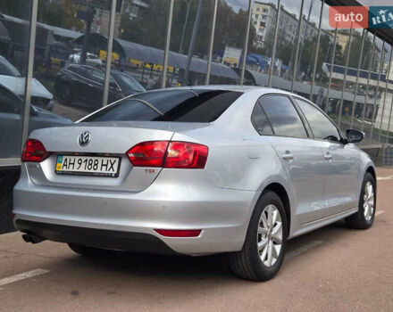 Серый Фольксваген Джетта, объемом двигателя 1.4 л и пробегом 154 тыс. км за 7600 $, фото 4 на Automoto.ua
