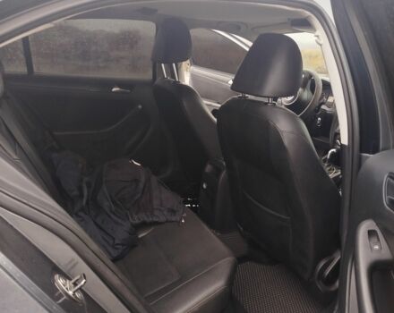 Серый Фольксваген Джетта, объемом двигателя 2.5 л и пробегом 290 тыс. км за 7600 $, фото 13 на Automoto.ua