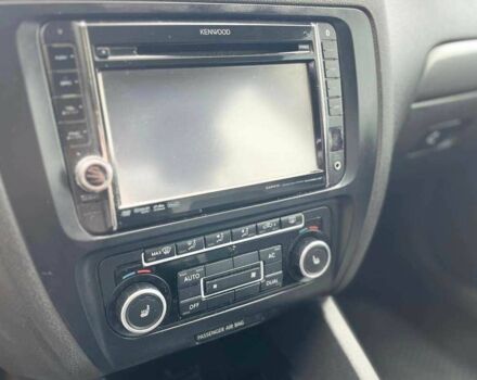 Серый Фольксваген Джетта, объемом двигателя 1.4 л и пробегом 290 тыс. км за 8990 $, фото 18 на Automoto.ua