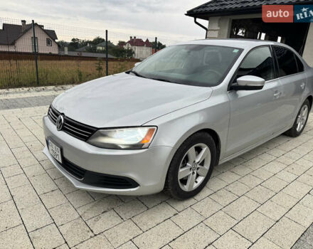 Серый Фольксваген Джетта, объемом двигателя 1.98 л и пробегом 295 тыс. км за 8000 $, фото 5 на Automoto.ua