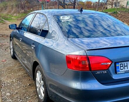 Серый Фольксваген Джетта, объемом двигателя 2.5 л и пробегом 240 тыс. км за 8500 $, фото 5 на Automoto.ua